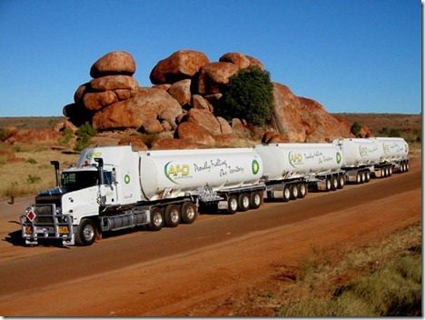road-train-australia-truck_thumb2